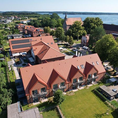 Seehotel Zarrentin Zarrentin am Schaalsee Екстериор снимка