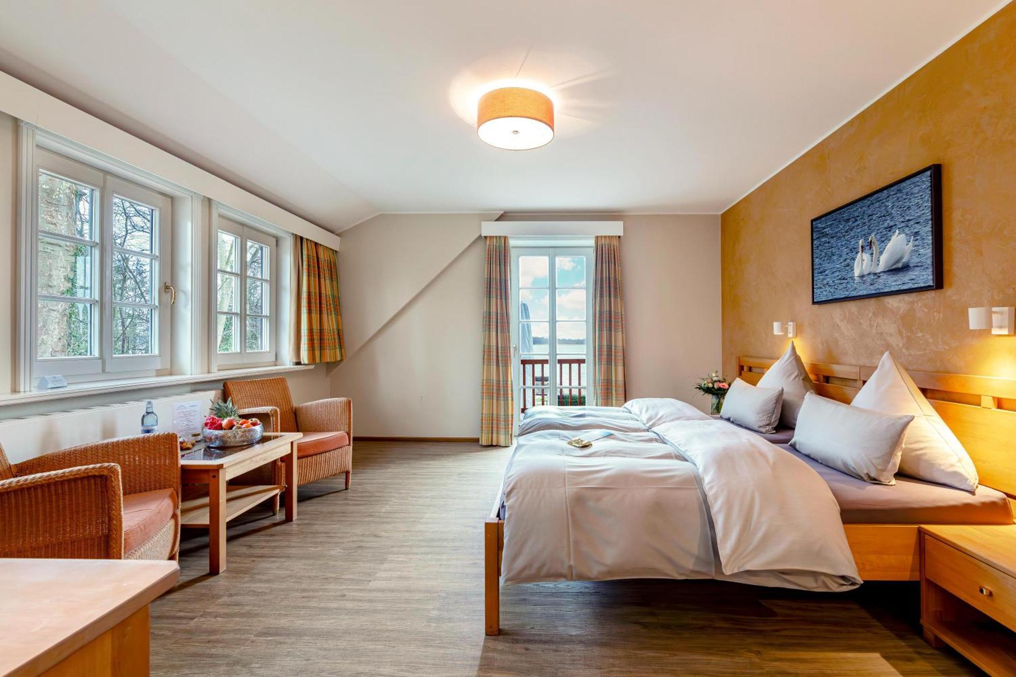 Seehotel Zarrentin Zarrentin am Schaalsee Екстериор снимка