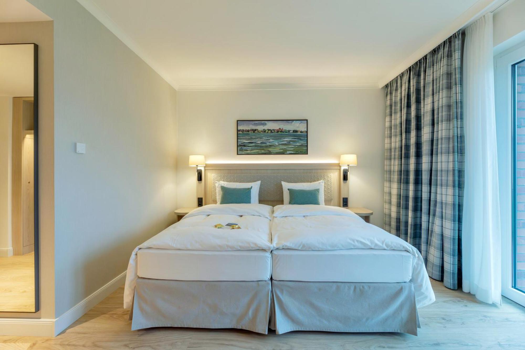 Seehotel Zarrentin Zarrentin am Schaalsee Екстериор снимка