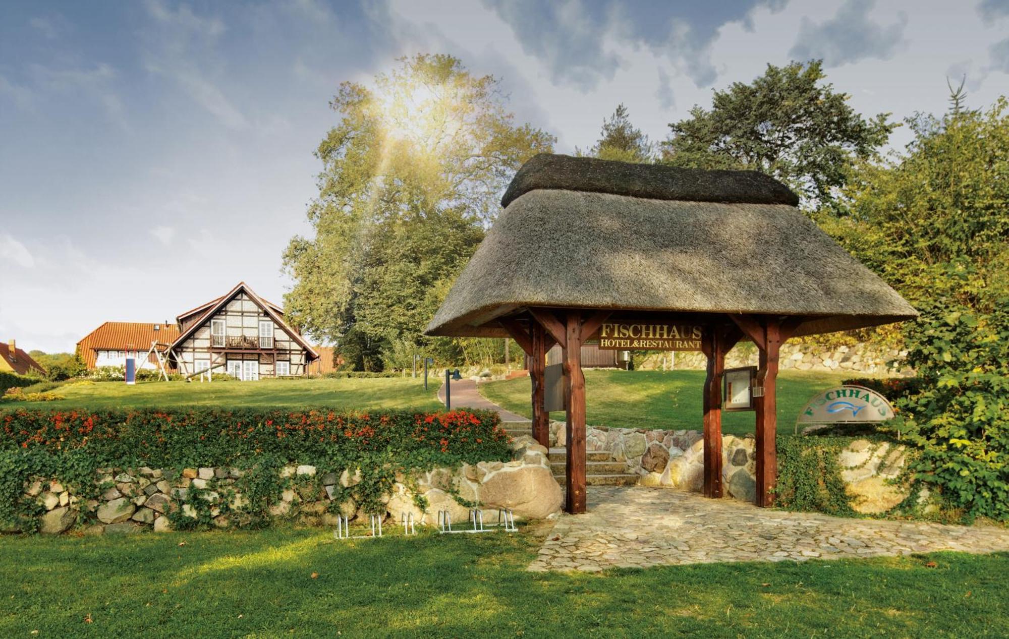 Seehotel Zarrentin Zarrentin am Schaalsee Екстериор снимка