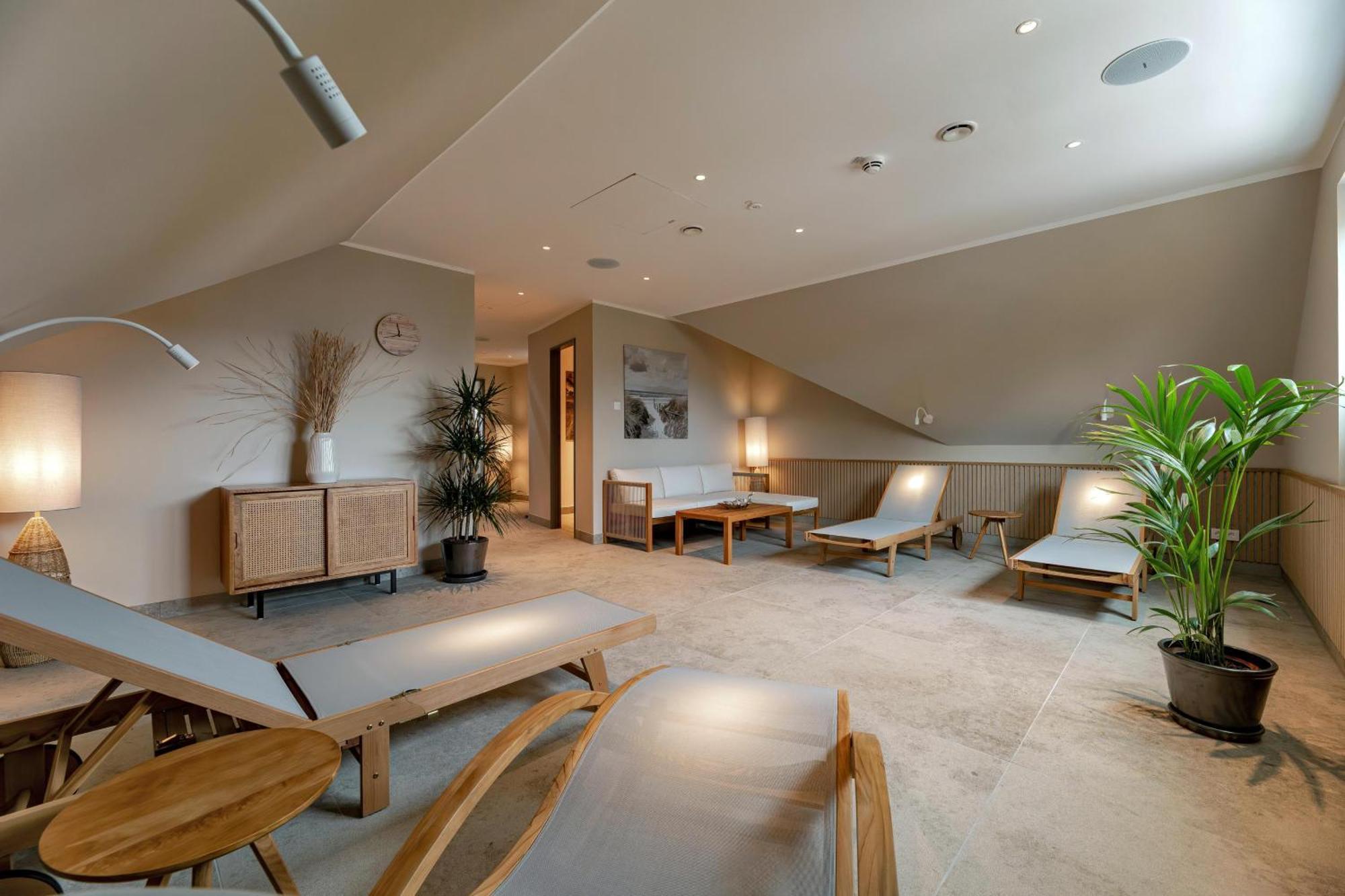 Seehotel Zarrentin Zarrentin am Schaalsee Екстериор снимка